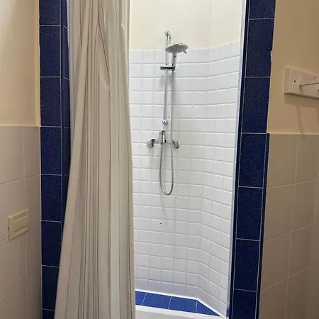 Gasthuis & Breakfast Rondinelli 3*